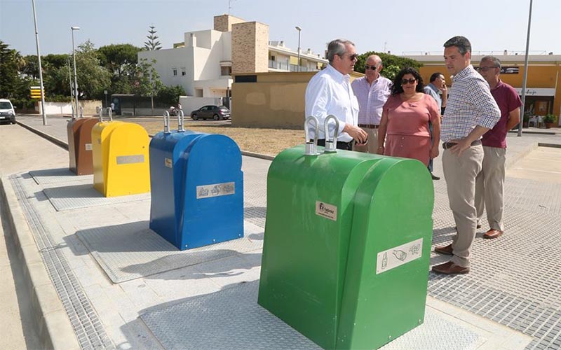 Medio centenar de contenedores soterrados más para Rota