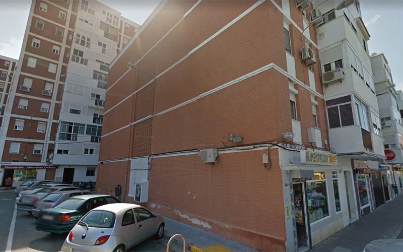 El alcalde convoca una reunión pública con vecinos de Loreto para esclarecer juntos qué está pasando con la instalación de ascensores