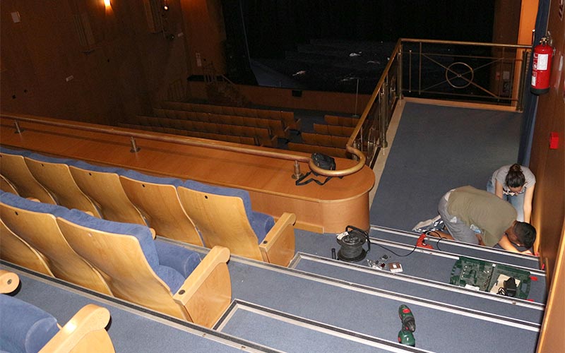 Mejora la visibilidad en el palco Platea del Teatro Moderno