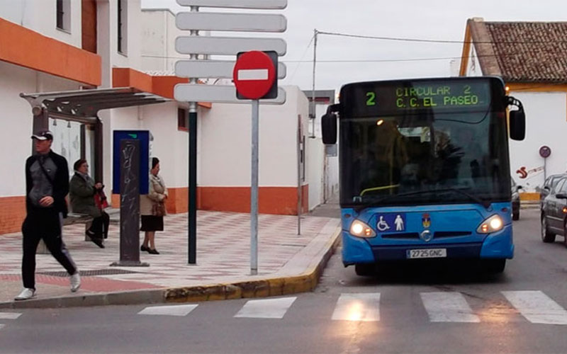 Freno al nuevo pliego de los autobuses urbanos