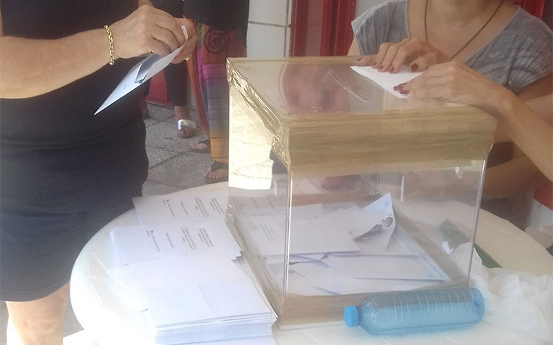 “No se ha producido revocación alguna del comité de los módulos de playas”, tras una votación “ilegal, dirigida por Acciona y UGT”