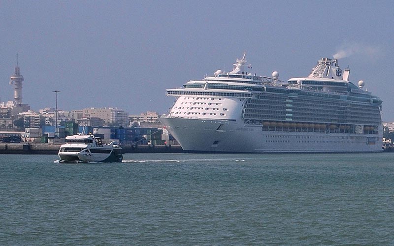El servicio de catamaranes de la Bahía sigue ganando ‘fieles’