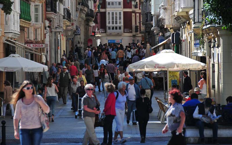 Estudiantes italianos de comercio eligen Cádiz para sus prácticas