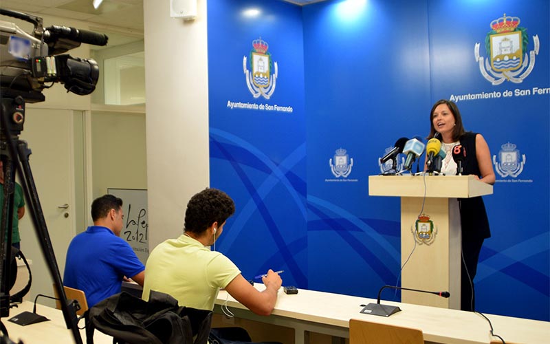 Cavada despide el verano anunciando el avance y ejecución para los próximos meses de “importantes proyectos para transformar La Isla”