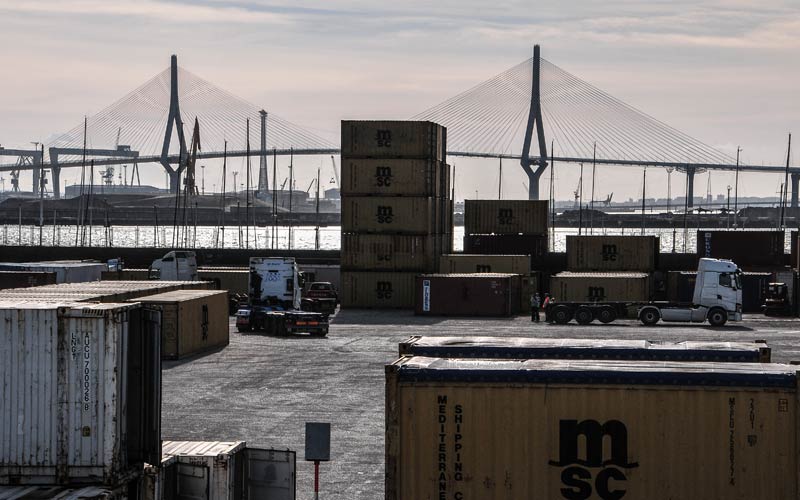 El Gobierno gaditano propone un eje Algeciras-Cádiz-Huelva-Sevilla frente al anuncio de hacer del Puerto sevillano “gran nodo logístico”