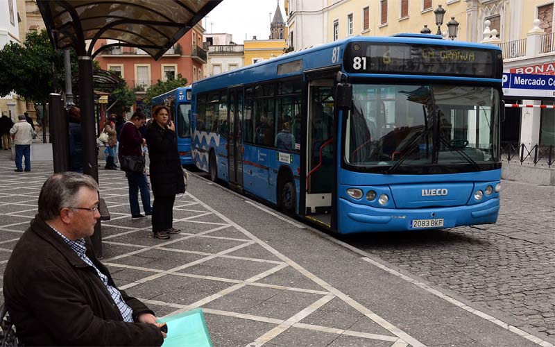 El concejal de Movilidad afea el “alarmismo” del SIP: “todos los autobuses urbanos en Jerez prestan servicio con la ITV en vigor”