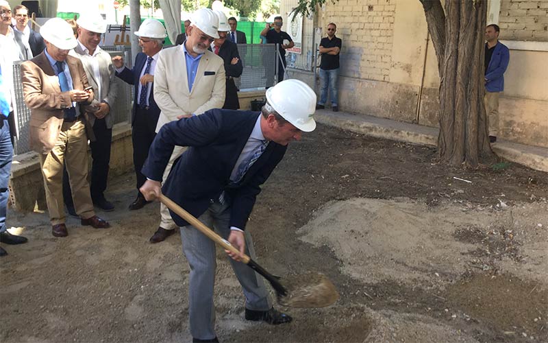 Primera piedra de la rehabilitación de El Olivillo y transformación en Centro de Transferencia Empresarial de la Universidad de Cádiz