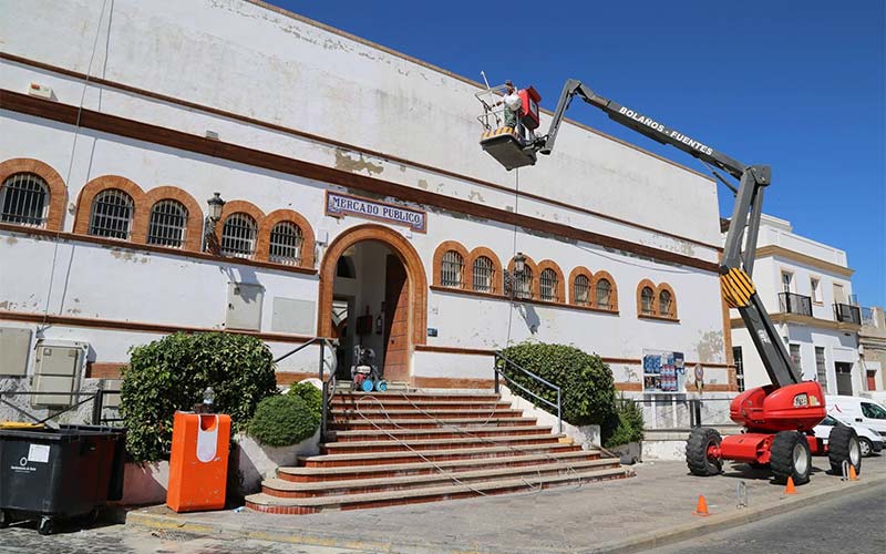 Mejoras por fuera y por dentro para el mercado central