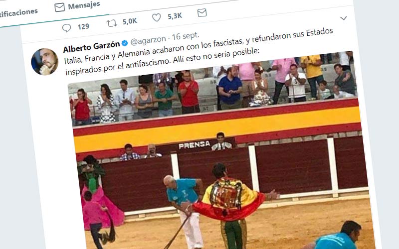 “Alguien que ensalza valores fascistas que atacan directamente a las víctimas del franquismo no puede ser ejemplo o referente de Cádiz”