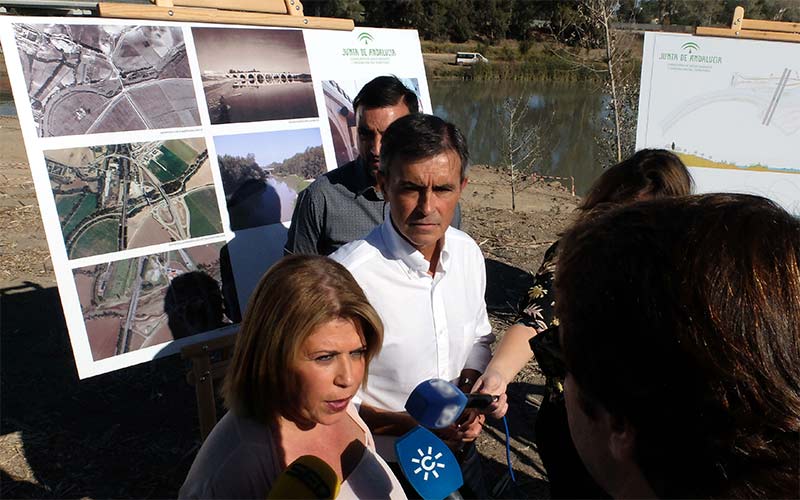 Nuevos trabajos en el cauce del río Guadalete a su paso por Jerez con el objetivo de cuidar el entorno y prevenir riadas