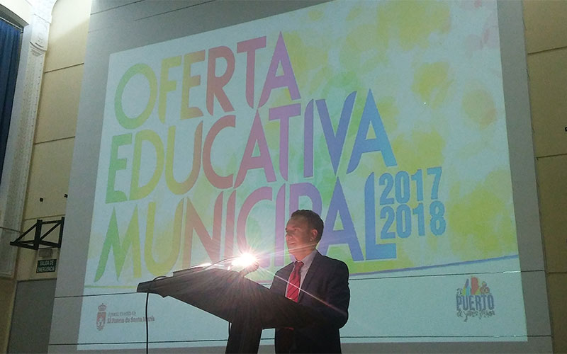 La Oferta Educativa Municipal en El Puerto se consolida con más de 150 talleres para el presente curso