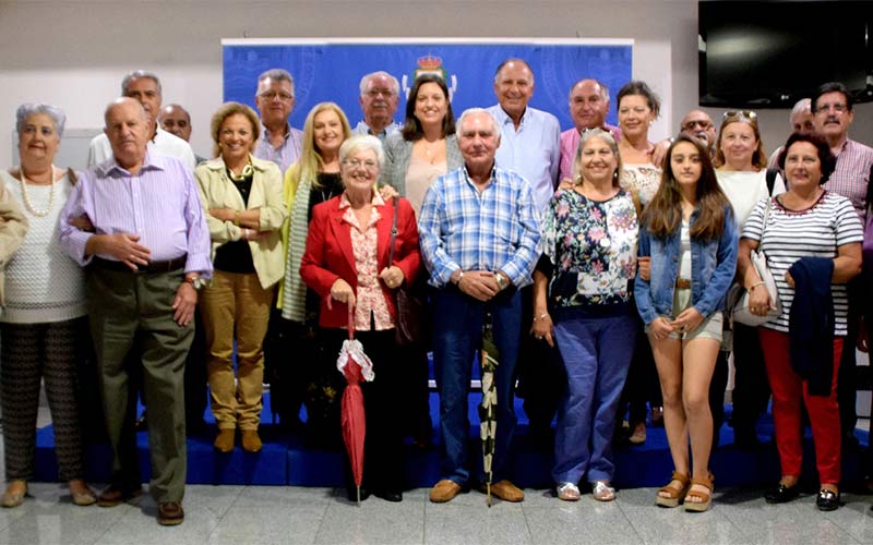 Reconocimiento municipal a la labor de la asociación 24 de Septiembre de 1810 en pro de la “rica historia” de La Isla