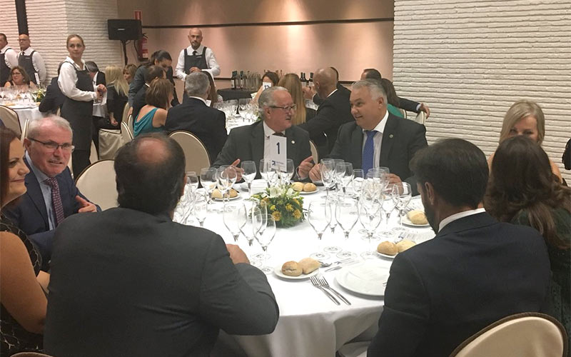 Ingenieros técnicos gaditanos, en su cena anual, reivindican su papel al servicio de las empresas, la industria y la sociedad