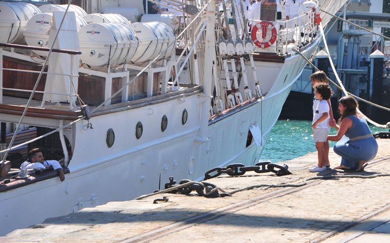 Apuestan por rentabilizar la salida anual de Elcano