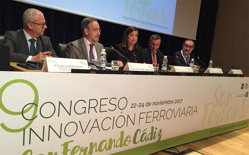 Sin fechas: López admite que la “coordinación” entre Junta y Estado “marcará el calendario de puesta en marcha” del tranvía de la Bahía