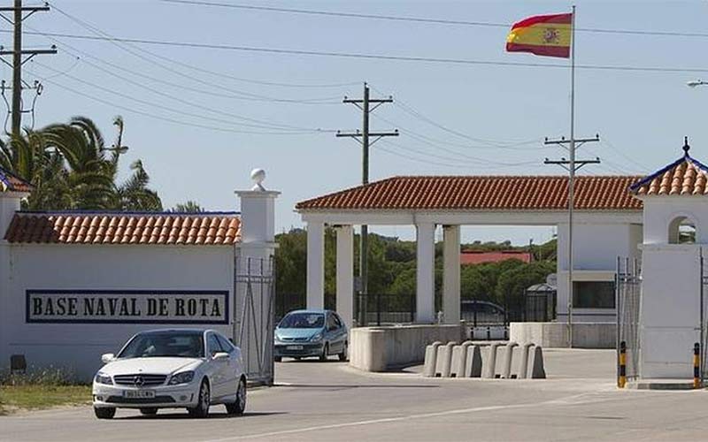 Cs afea la marcha anual contra la Base y defiende su existencia: “Rota is your home. You are always wellcome”