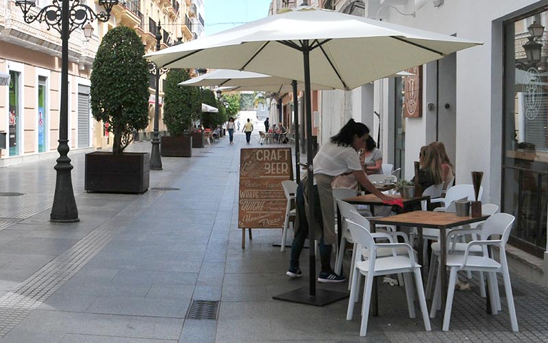 Noviembre deja 1.188 parados más en Cádiz; el 95% son mujeres
