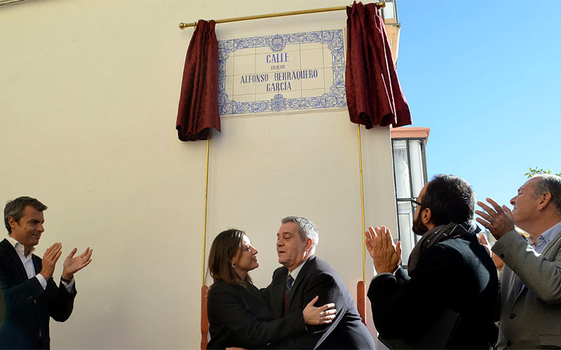 Alfonso Berraquero ya tiene calle en ‘su’ barrio