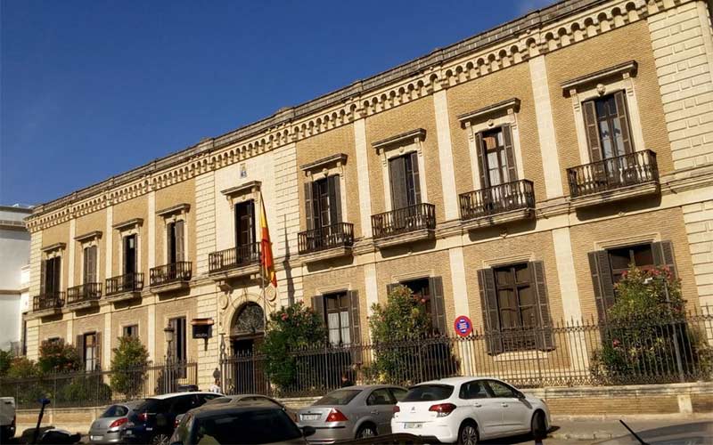 Denuncian la situación “insostenible” de la Policía en Jerez tras la caía de un techo en la Comisaría y el subdelegado culpa a Zapatero