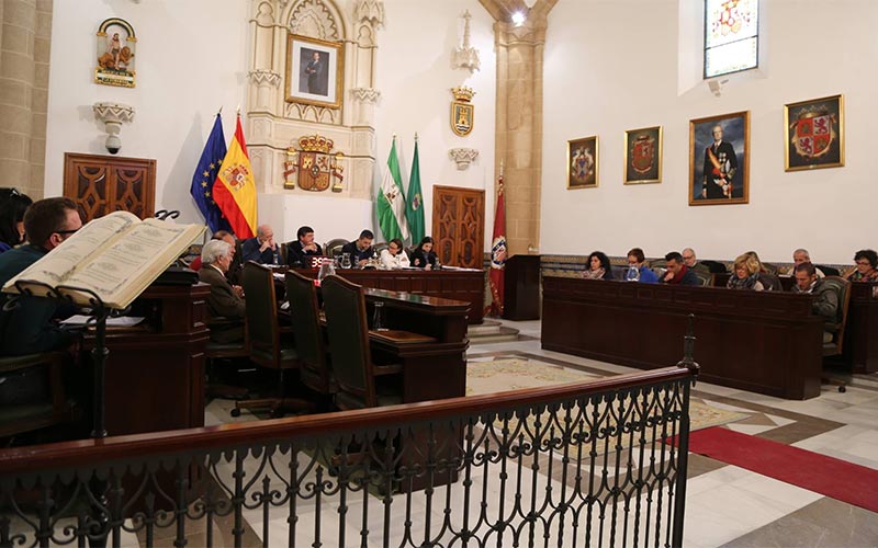 Se confirma la subida del IAE, el ICIO y el IBI en Rota para 2018