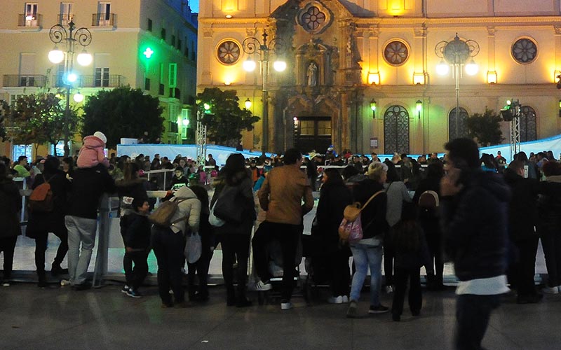 Cádiz baja hasta los 118.000 habitantes; el PP pide a Podemos “dignidad para reconocer” que usó este “fenómeno” contra ellos