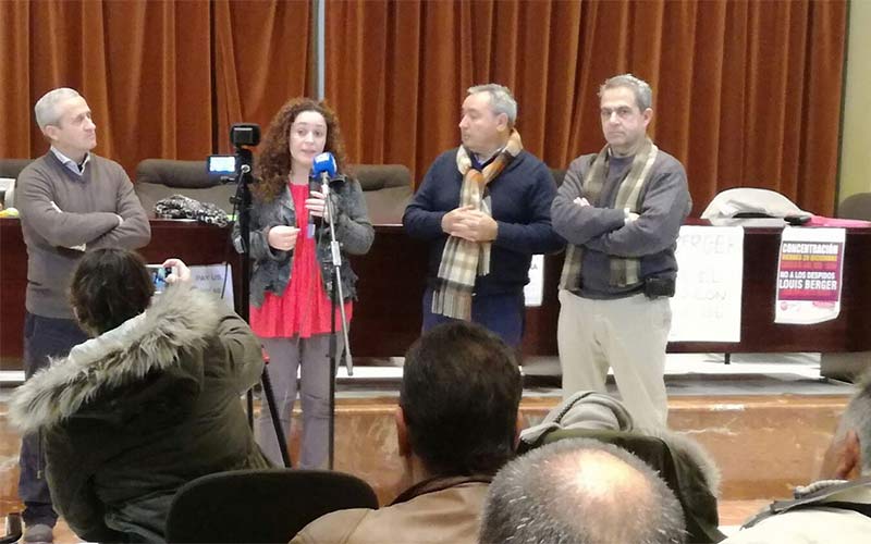 IU exige a Rajoy que propicie una mesa de negociación que “busque vías de solución al injusto conflicto” en el aeropuerto de la Base