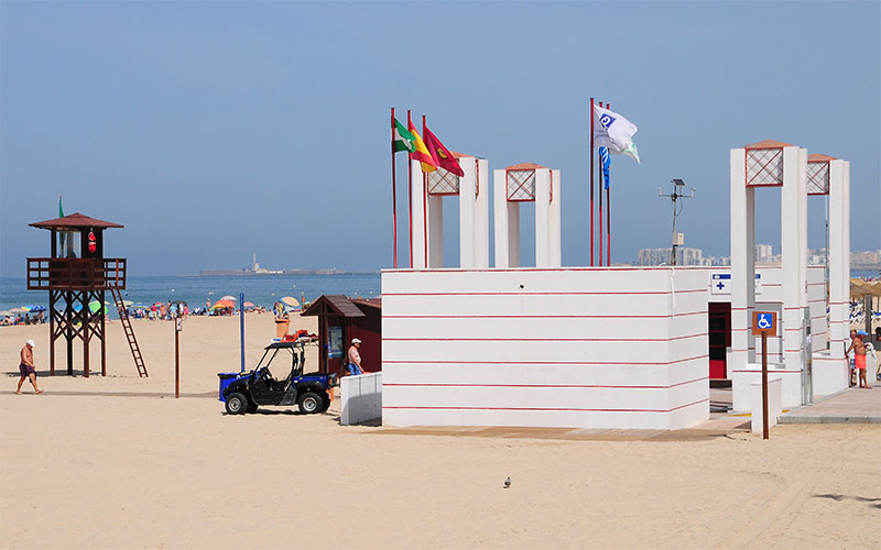 Advierten de la “intencionada conflictividad” generada en el servicio de módulos de playa para “poder presionar a favor de otros intereses”