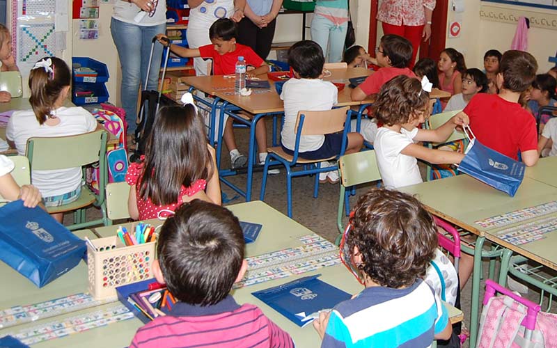 Educación reconoce el cierre de unidades de infantil en La Isla, pero también la apertura de otras: ofertará “las mismas 1.000 plazas”