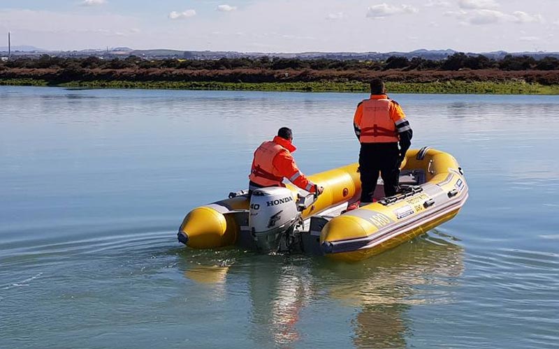 Localizado tras dos semanas de intensa búsqueda el cadáver de la mujer desaparecida en aguas del caño de Sancti Petri