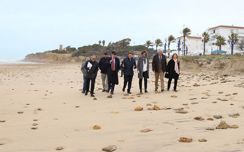 Chiclana manda un mensaje a sus potenciales turistas españoles y extranjeros: “las playas estarán operativas en Semana Santa”