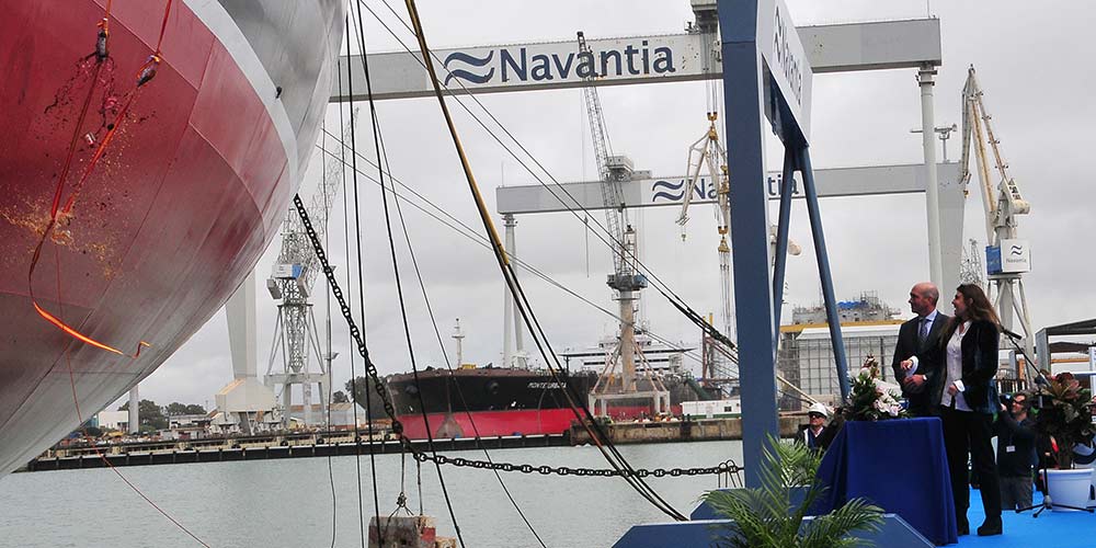 La Bahía de Cádiz ‘presume’ de petrolero veinte años después