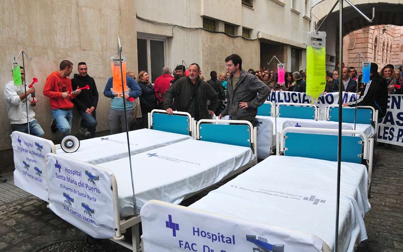 “Es un hecho cierto que Pascual está ganando mucho dinero con la salud de los gaditanos”; IU exige al SAS una revisión del concierto