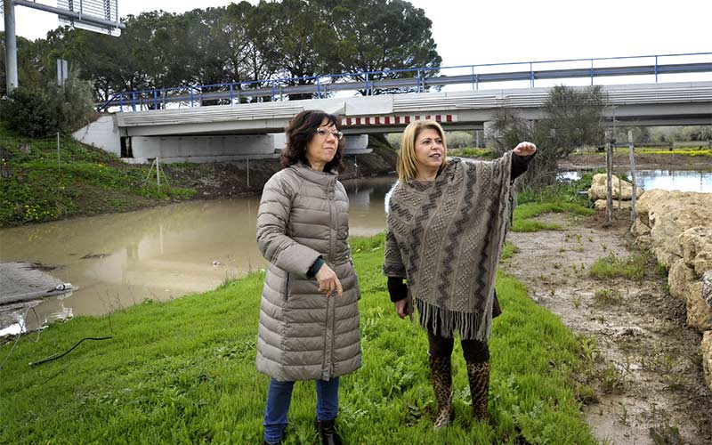 La crecida del Guadalete activa la alarma en el Jerez rural