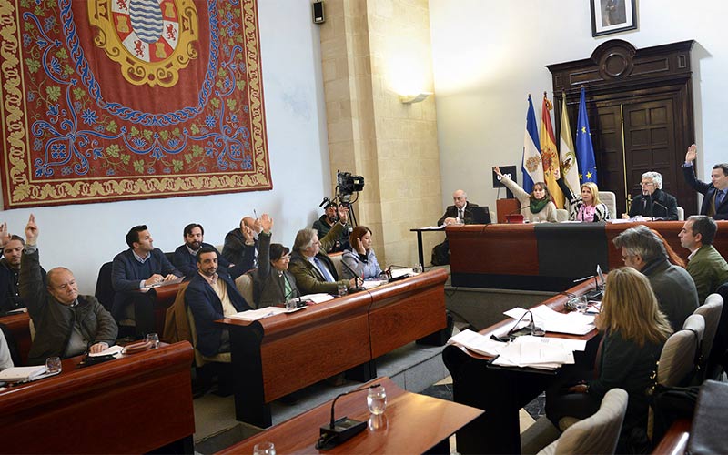 El Gobierno del PSOE, “dialogando” con Ganemos e IU, saca adelante los presupuestos municipales para 2018 “que necesita Jerez”