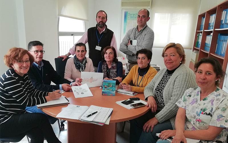 Dos diseños infantiles, de Esther y Eduardo, para divulgar el 50 cumpleaños del Hospital de Jerez
