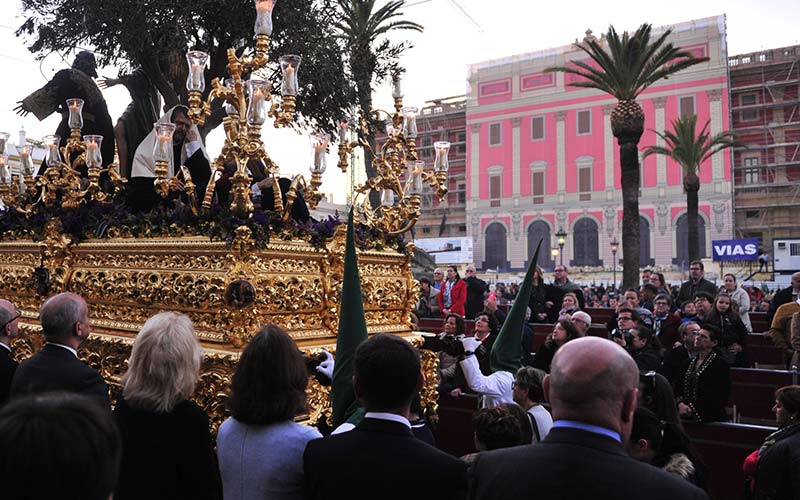 Una Semana Santa isleña “positiva” para el comercio y la hostelería con datos de ocupación hotelera ‘interpretables’