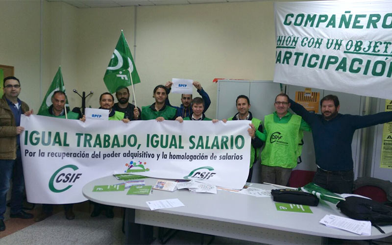 Encierro en Puerto III: los funcionarios de prisiones también ‘luchan’ por la “equiparación salarial” con Catalunya