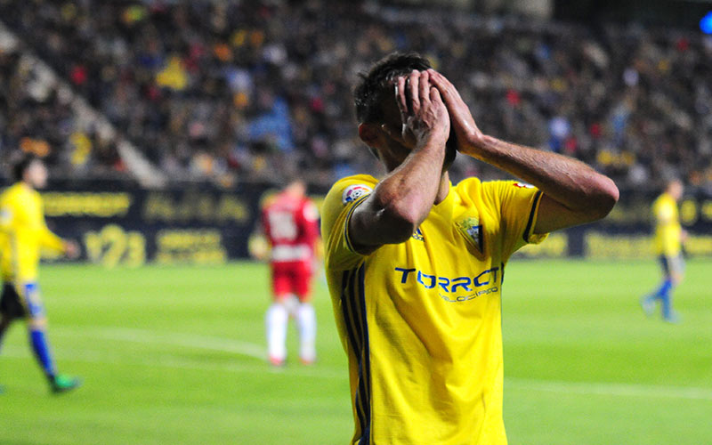 Faltó puntería y ambición ante el ‘muro’ de Alcaraz