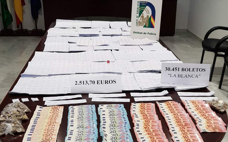 Intervenidos en Cádiz más de 30.000 boletos de ‘La Blanca’, lotería ilegal muy implantada en la ciudad