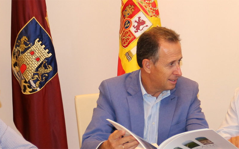 “Es inaudito que Hacienda reclame ahora a Chiclana medidas y no hiciese nada para evitar en 2014 la bajada temeraria del IBI del PP”