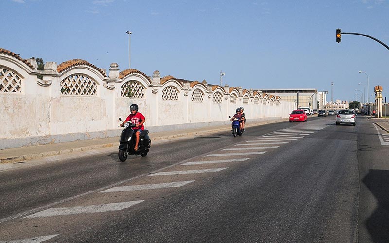 Adif adjudica el nuevo acceso ferroviario al puerto de Cádiz