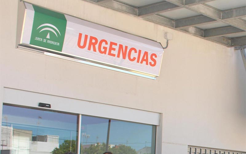 Díaz responde a los vecinos: las obras del nuevo aparcamiento junto al centro de salud de La Milagrosa “comenzarán tras la Feria”