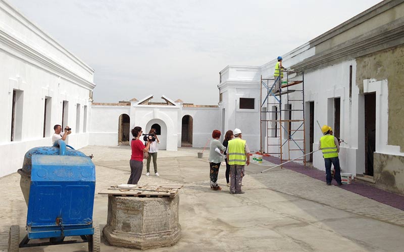 El cuartel de La Loma del Puerco va mostrando su ‘nuevo’ aspecto, de cara a su futura explotación cultural y hostelera