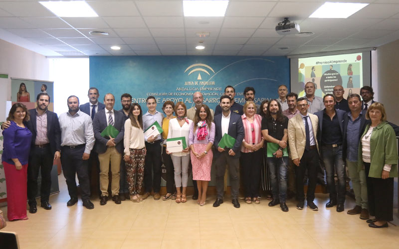 La jerezana Lesielle y la ubriqueña Auténtica Piel ganan los V Premios Andalucía Emprende en su fase provincial