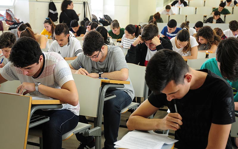 Buero Vallejo, la Revolución liberal y el franquismo, entre los temas planteados en la Selectividad de junio, con 5.800 gaditanos a examen