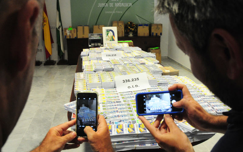 “Histórica” operación policial contra la lotería ilegal en la provincia de Cádiz: incautados de una vez más de 336.000 cupones de la OID