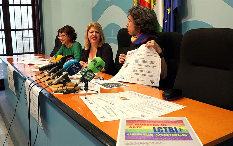 Jerez también tiene su Orgullo; el izado de la arcoiris cumple 18 años