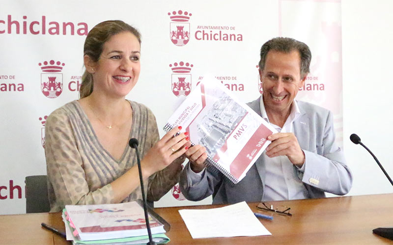 El Plan Municipal de Vivienda, que prevé 51 millones en una década, quiere “mejorar el parque público y avanzar en la integración social”