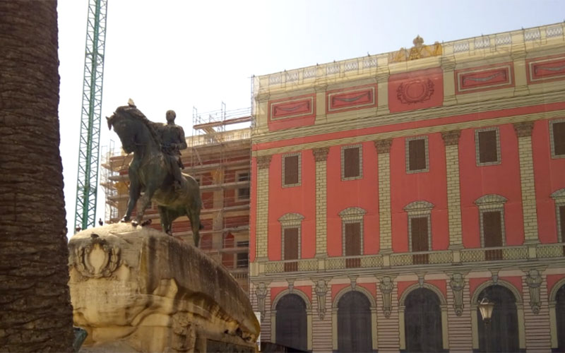 “No es explicable ni comprensible que el monumento ecuestre de Varela, en homenaje a un asesino, siga en La Isla: ¿hasta cuándo?”
