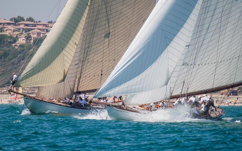 El Parlamento andaluz también tumba la ocurrencia de que Cádiz aspire a la World Race de Vela, y el PP pasa a ‘prometer’ el evento